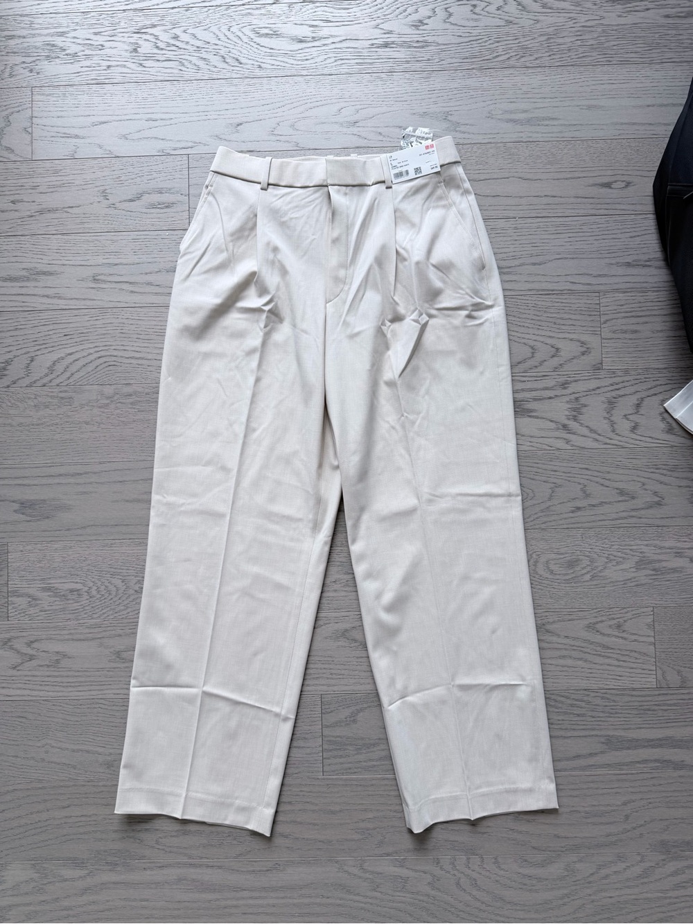 Uniqlo women New with tags wide leg pants size L